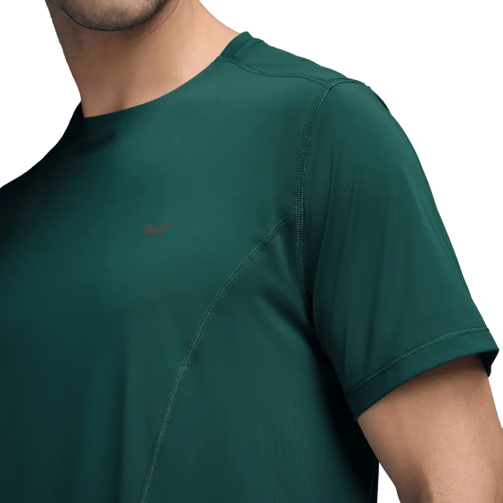 Shifted seam construction of the Training T-Shirts